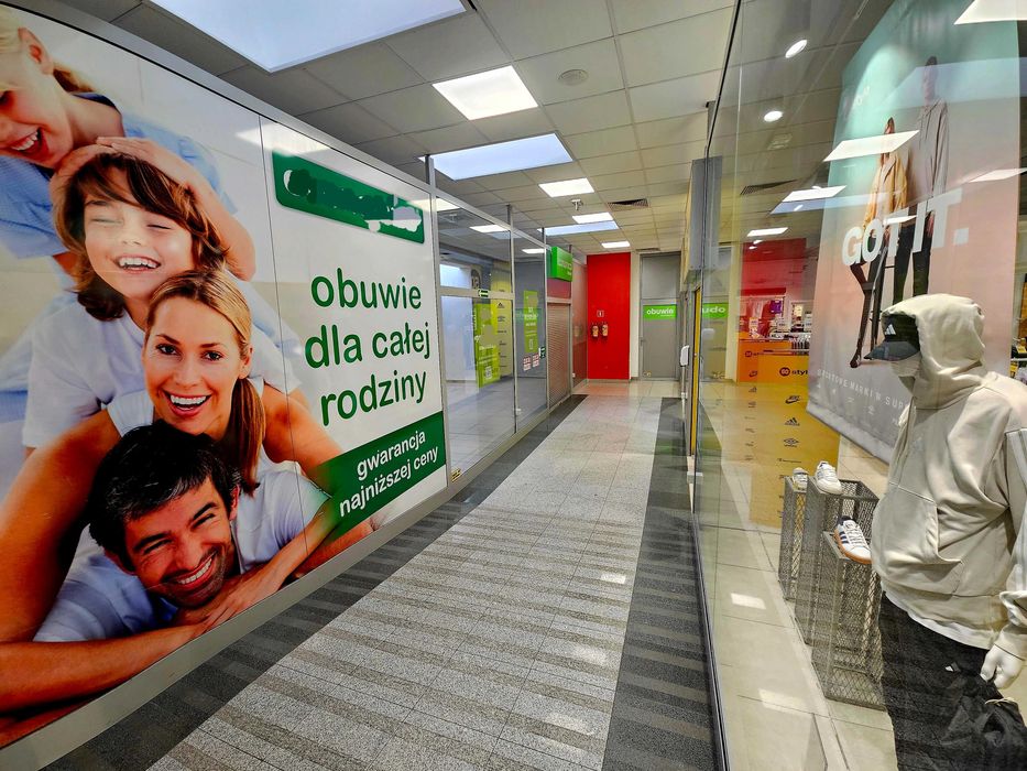 Do wynajęcia atrakcyjny lokal w centrum handlowym.