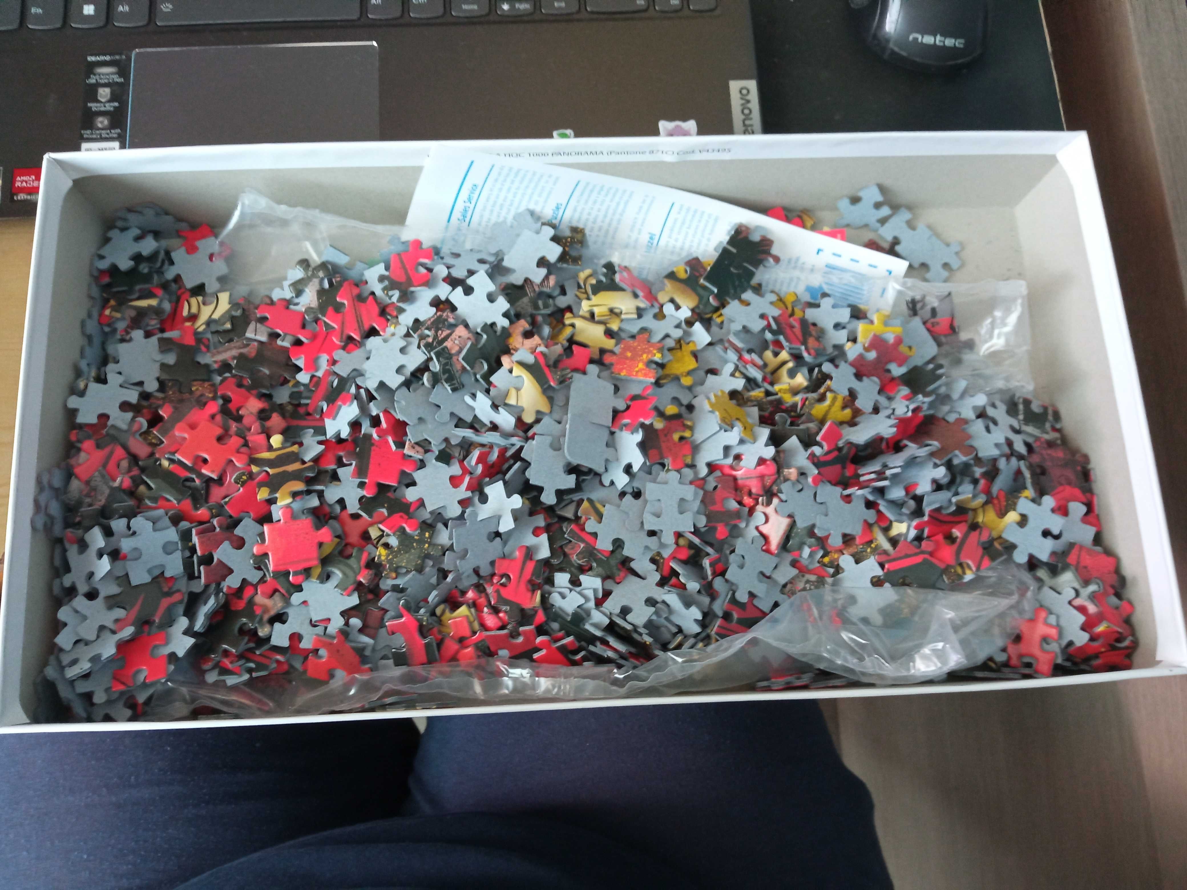 Puzzle dom z papieru