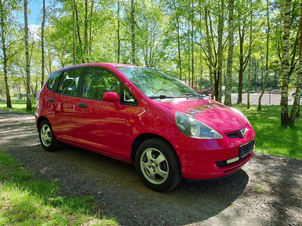 Honda Jazz z Niemiec klimatyzacja techniczne super stan