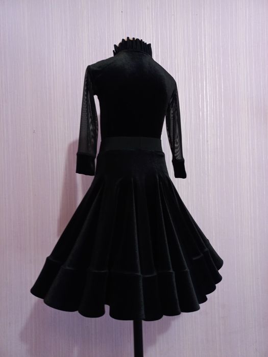 Сукня для бальних танців плаття бейсік