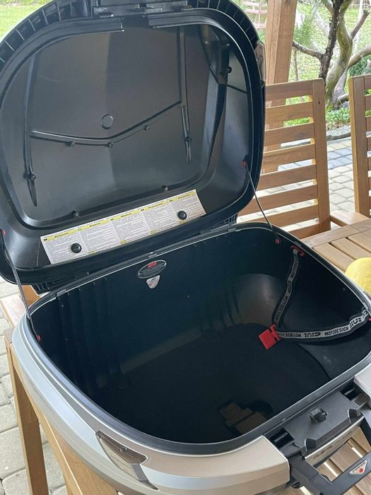 Kufer Givi Maxia 4 v56 monokey z oparciem jak nowy