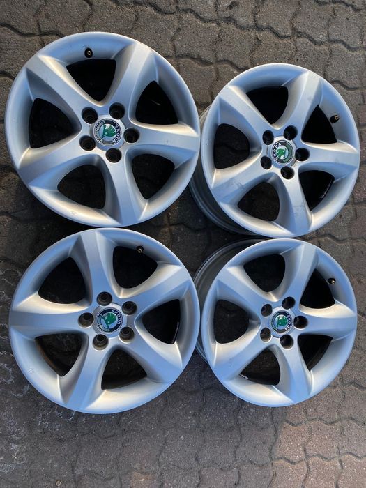 ALUFELGI SKODA Fabia Roomster Rapid 6jx15 cali ET43 5x100 !