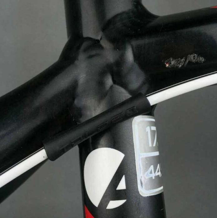 Захист тросиків велосипеда трубка силіконова 2шт для вело тросика