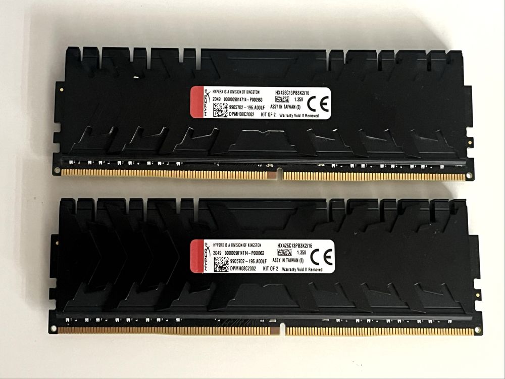 Pamięć RAM Kingston Predator DDR4 16 GB (HX426C13PB3K2/16)