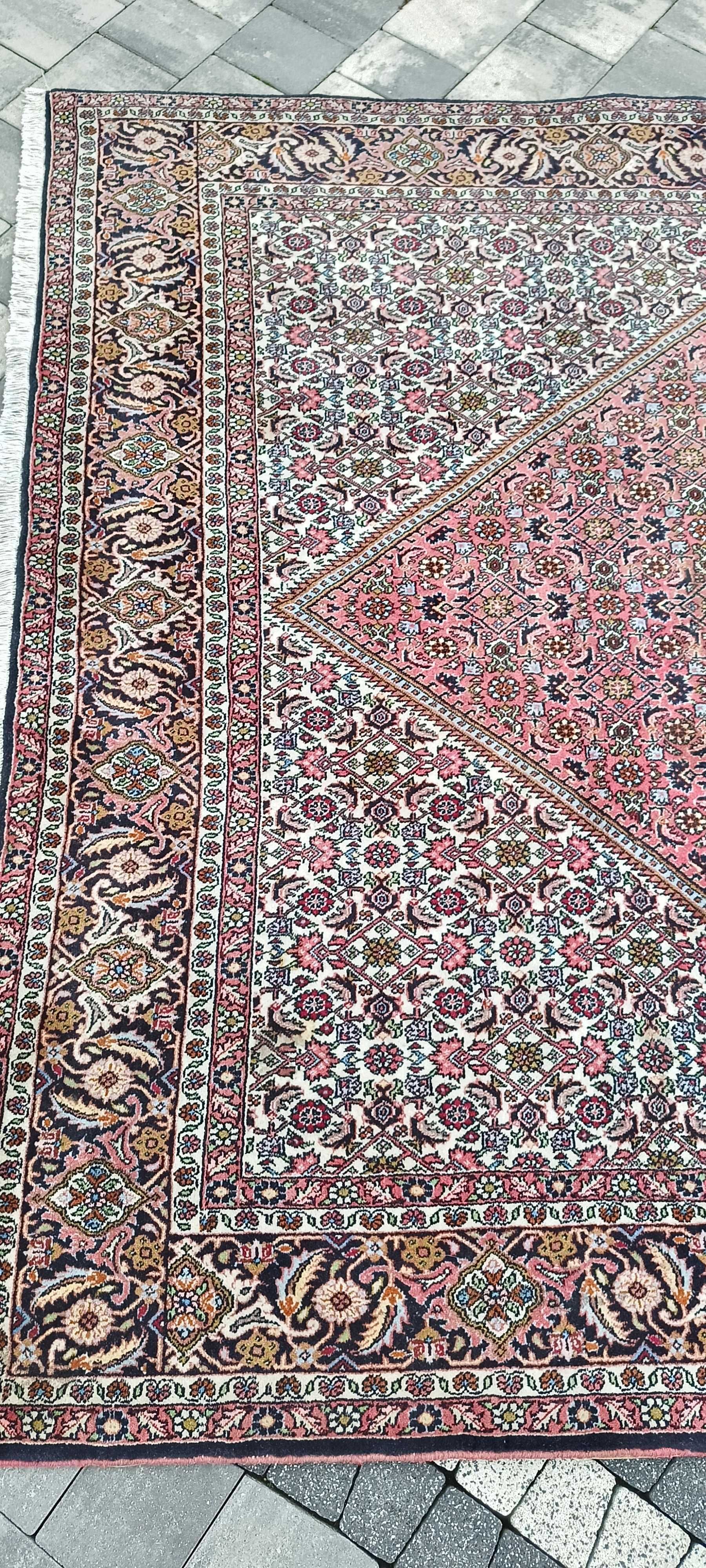 Bidjar TAKAB perski dywan wełniany 308 x 198 cm wełna z certyfikatem