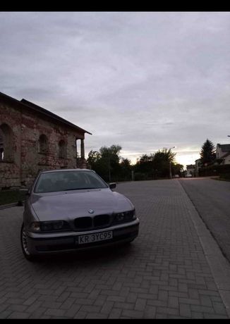 BMW e39 sedan 1998