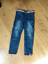 Spodnie jeansowe (miekki jeans) 128 cm