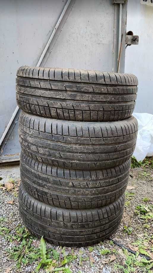 Літні шини 205/55 R17 Starmaxx Ultrasport ST760