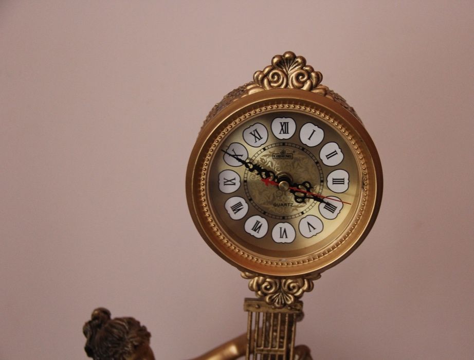 zegar stojący figura kobieta złoty złoto retro apart