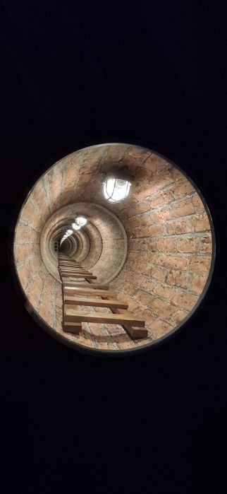 Stolik Barek  studnia