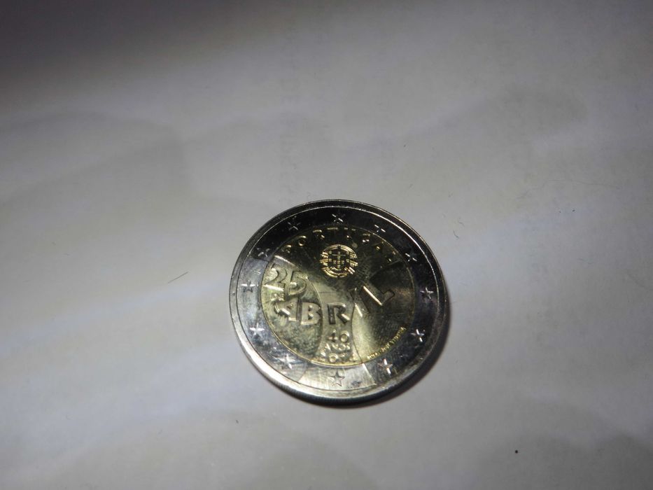 Moeda de 2€ alusiva aos 40 anos do 25 de Abril