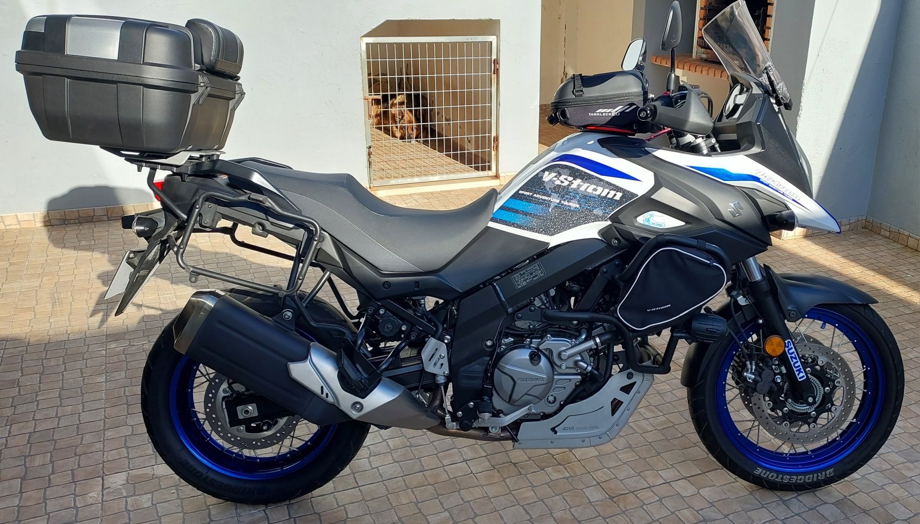 Suzuki V-Strom 650 Adventure