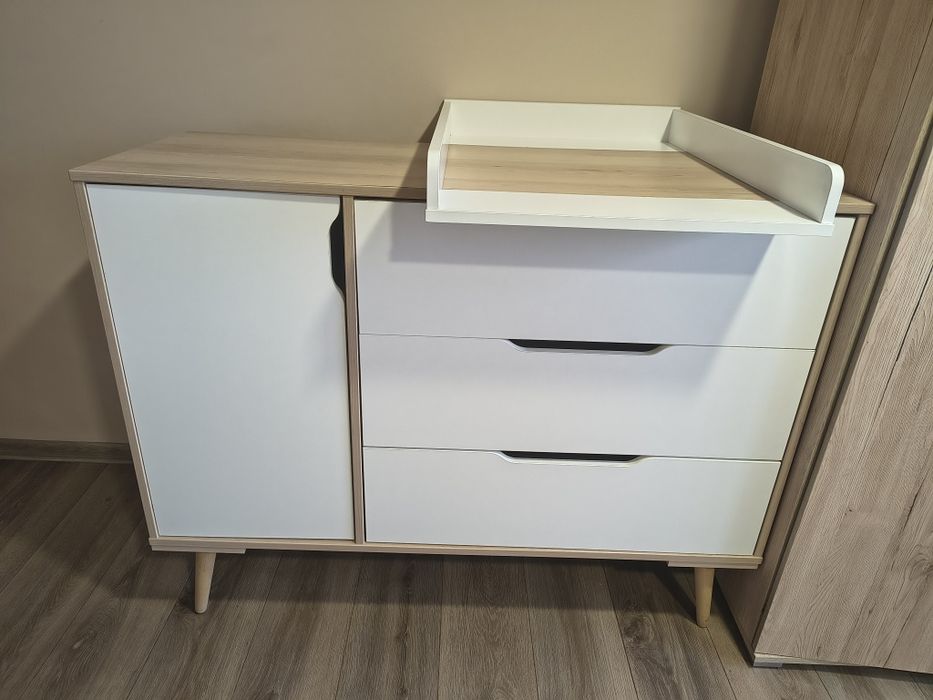 Szafa + komoda z przewijakiem KLUPŚ