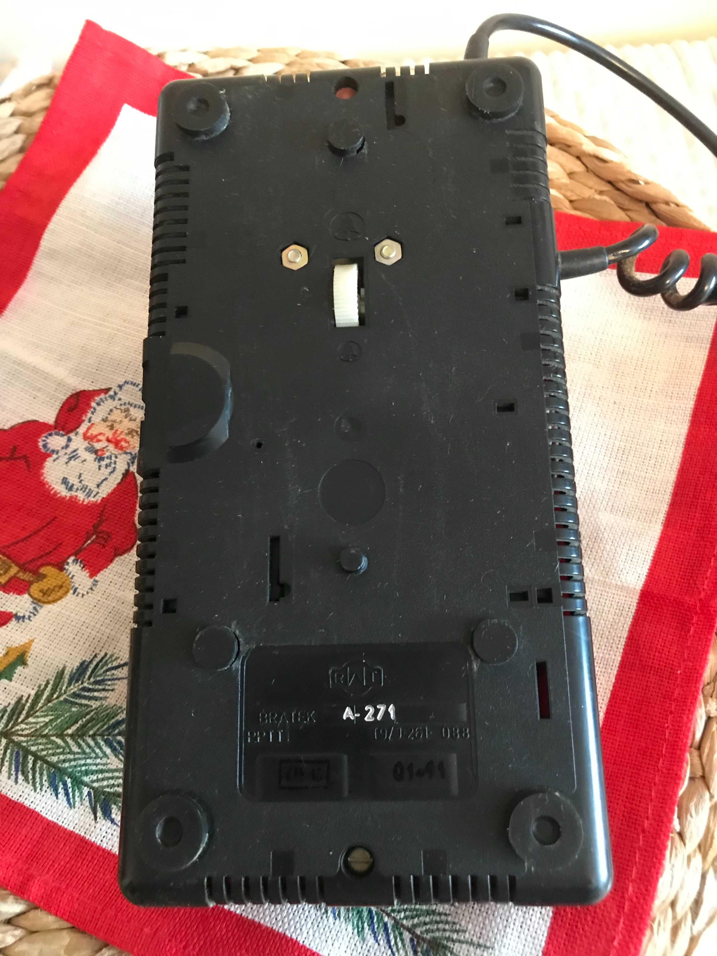 telefon stacjonarny z PRL
