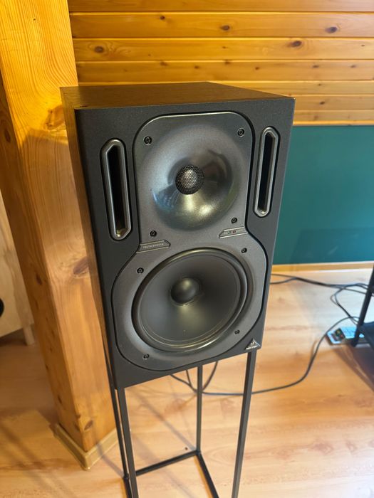 Behringer B2031A Monitory Studyjne