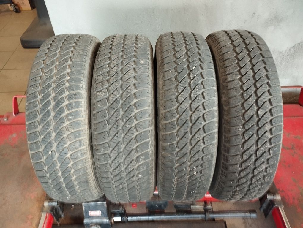 Opony Wielosezonowe Dębica Navigator 2 175/65R14 4szt  Montaż