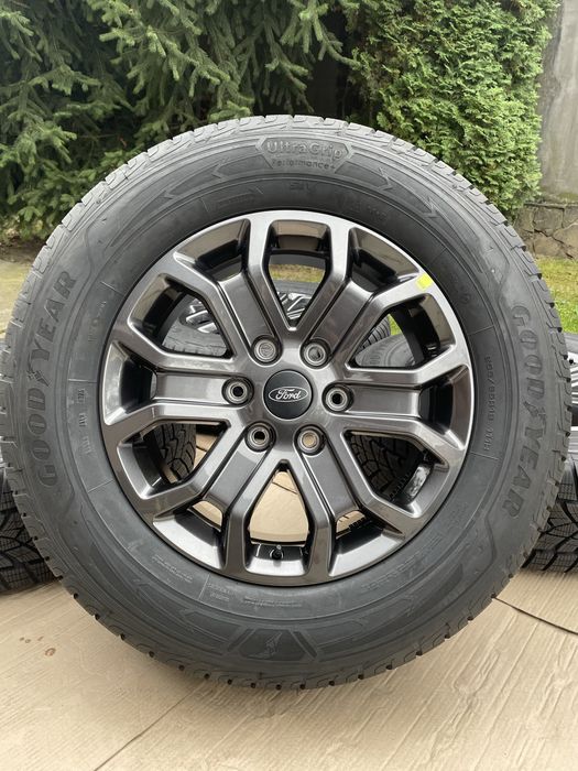 Диски Ford Ranger, VW Amarok R18 оригінал з зимовими шинами