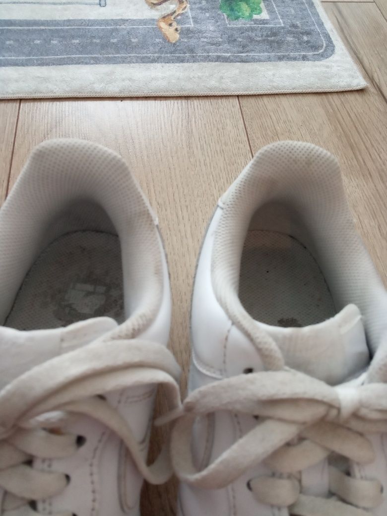 Buty uniwersalne Nike Air Force 1, rozmiar 43