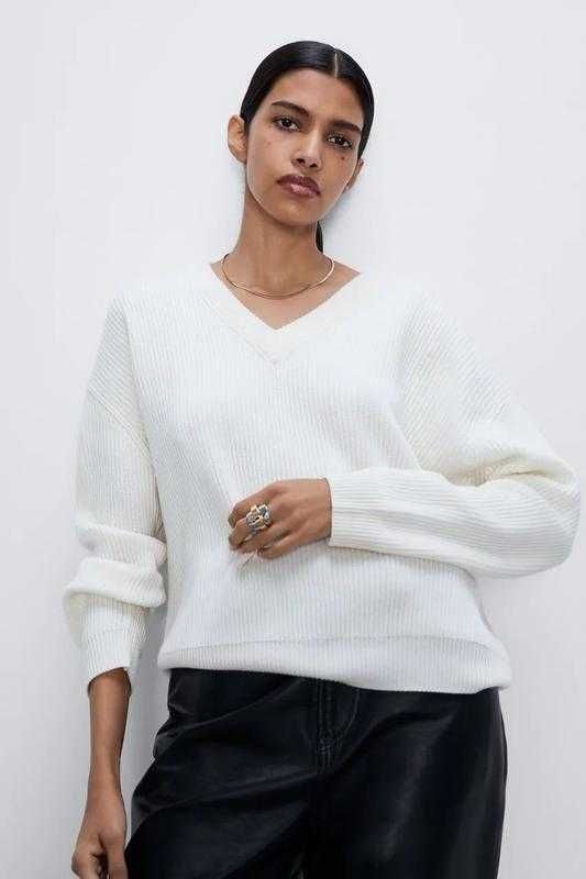 Zara свитер женский р. м-l шерсть.