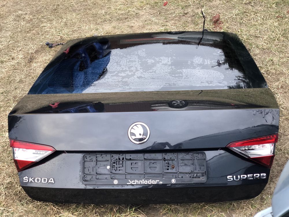 Skoda Superb3 Ляда LF9R 9910 Шкода Суперб3 Двері