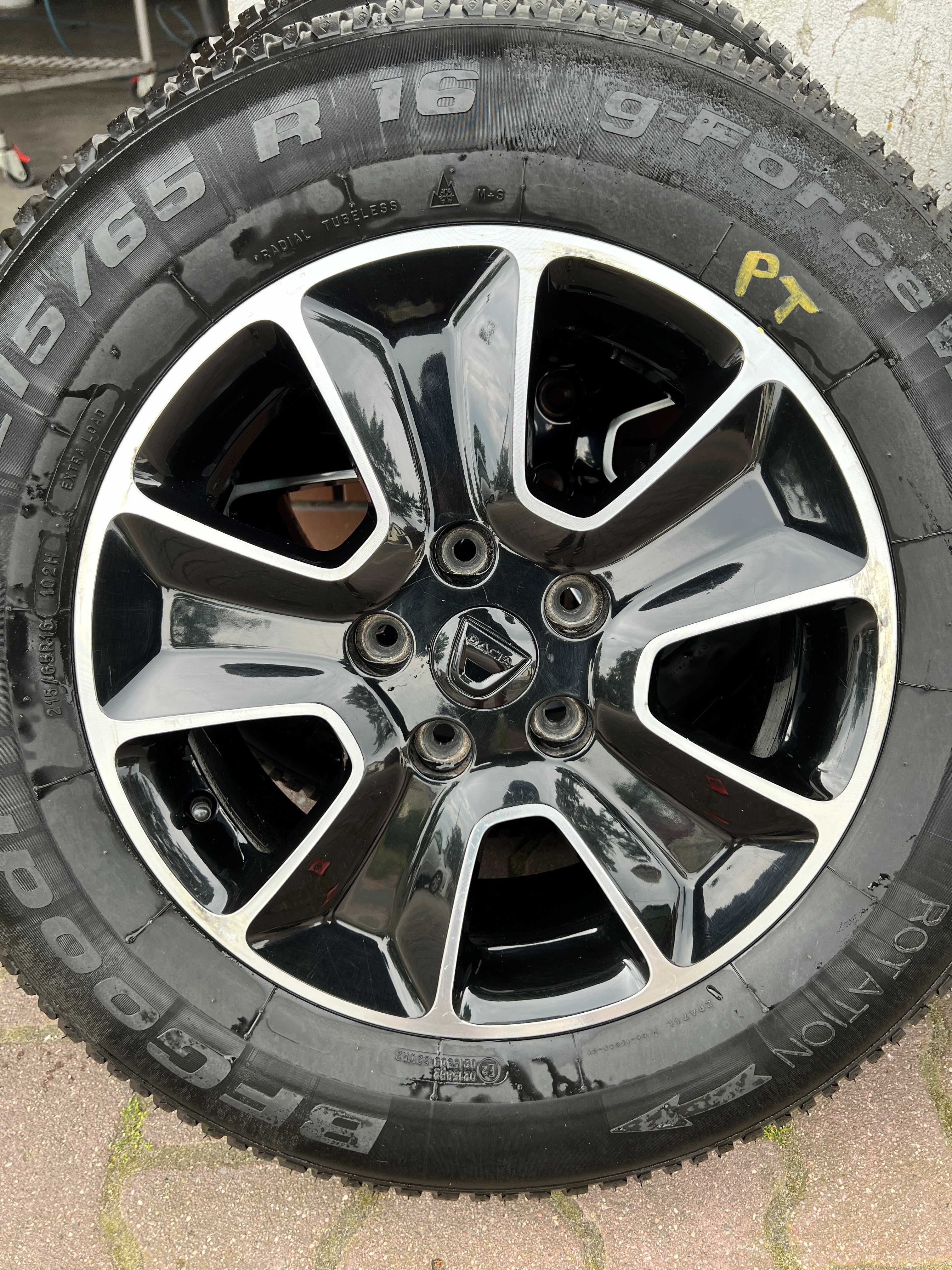 4 szt ALUFELGI Dacia Duster 6,5Jx16" ET 50 5x114,3 otwór 66 mm