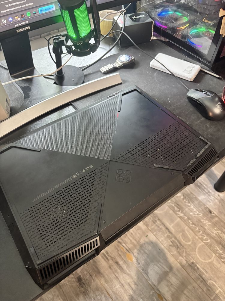 Sprzedam Używany Laptop Gamingowy (OMEN 17]