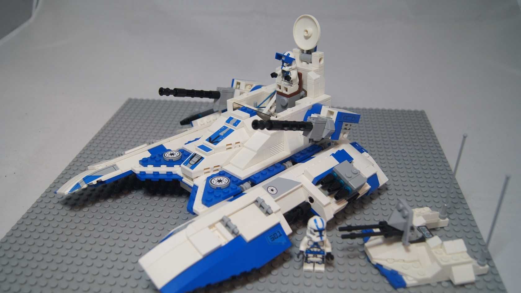 Lego Star Wars TX-130 Fighter Tank 501 legion custom 7679 figurki kg