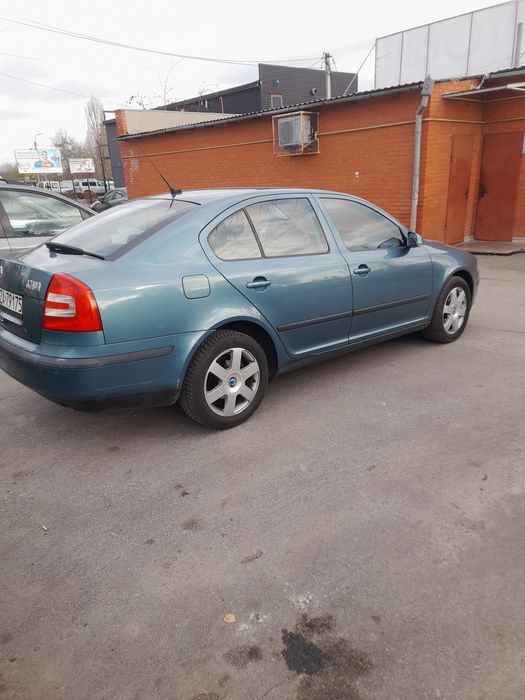 продам машину 2600