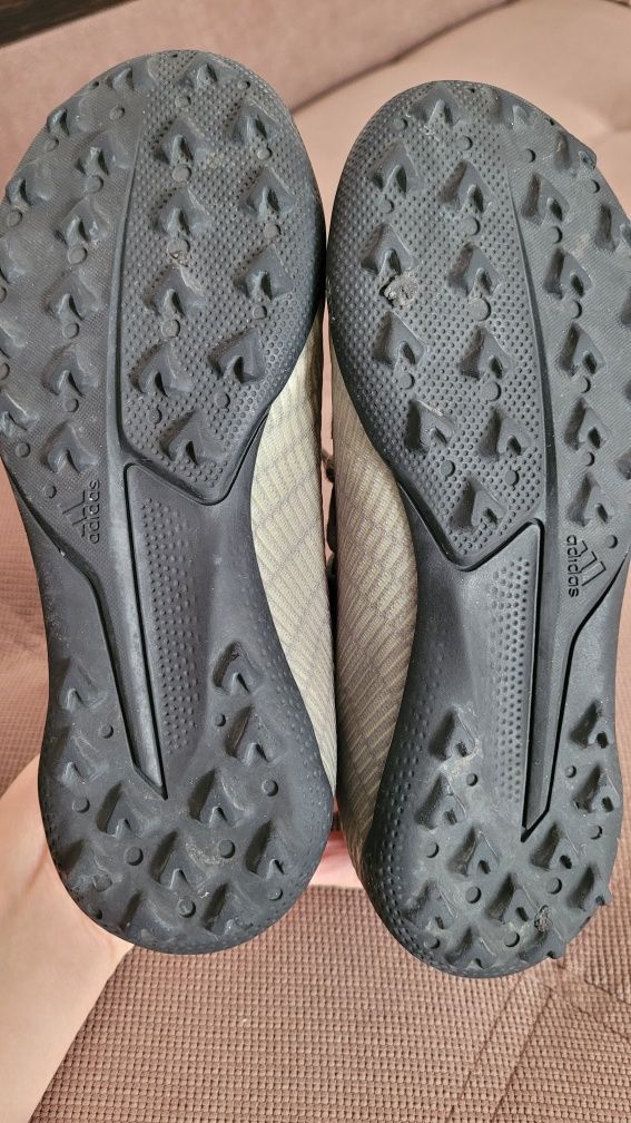 Футзалки Бутсы Сороконожки 30-31 adidas