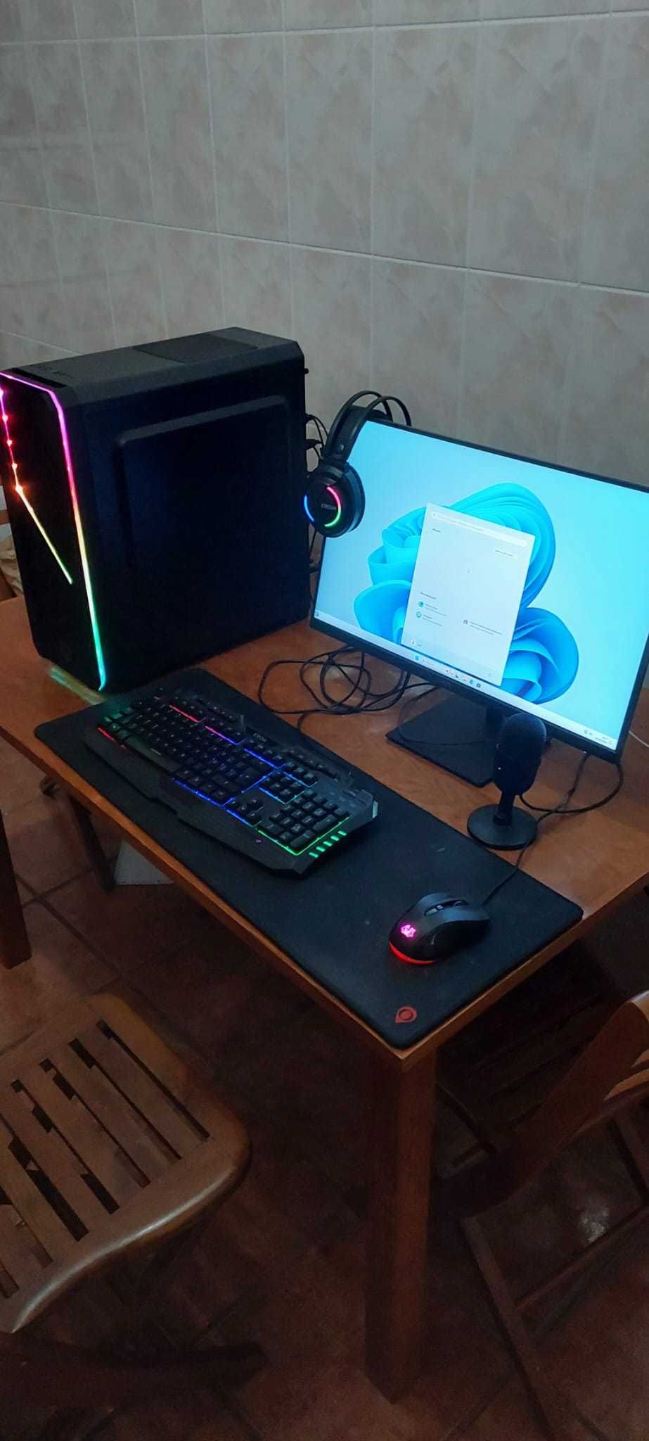 PC torre ótimo estado