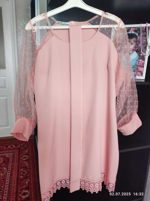 Продам жіночу сукню