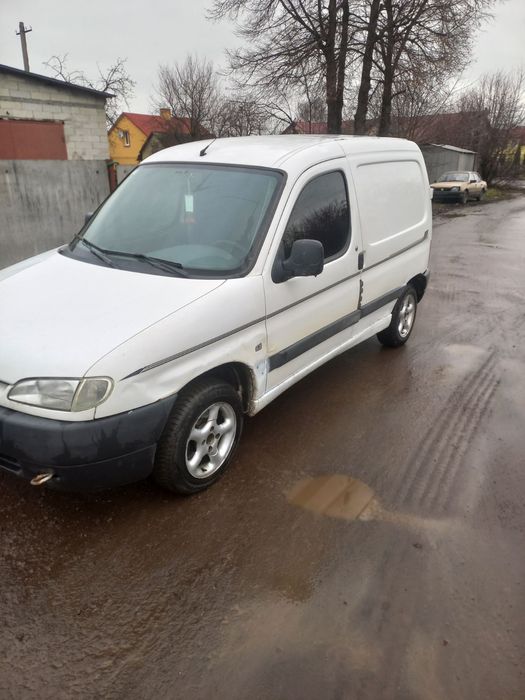 Продам Пежо Партнер