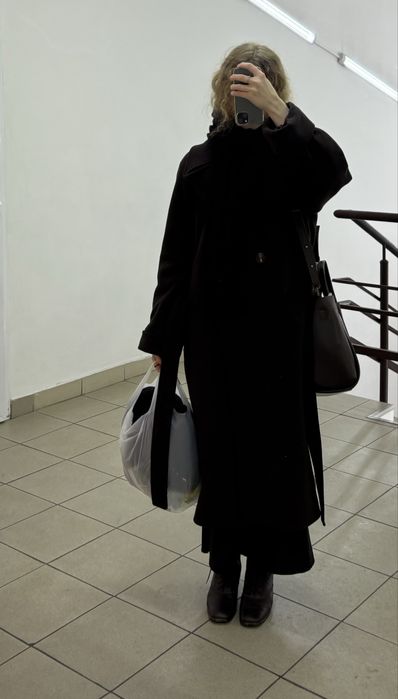 продам пальто тепле шоколадне коричневе