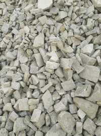 Kamien granitowy lamany polupniarkowy