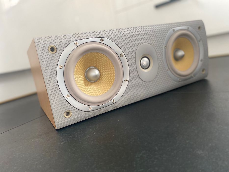 Kolumny Bowers&Wilkins
