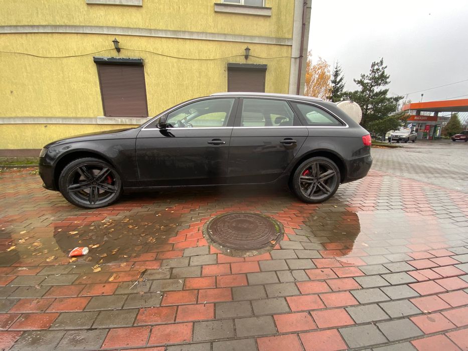 Ауді а4 б8 2011р