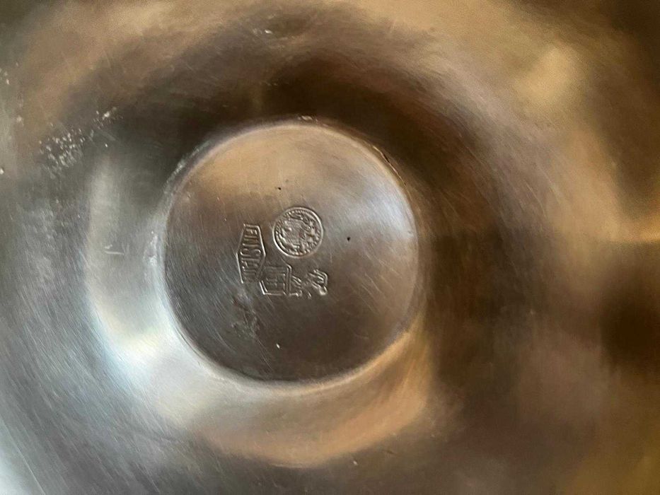 Peça de decoração em estanho