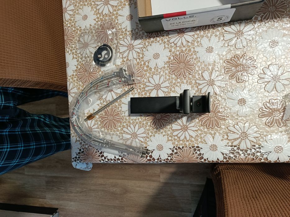 Змішувач для раковины Volle, модель De la Noche 10-40-1100-black