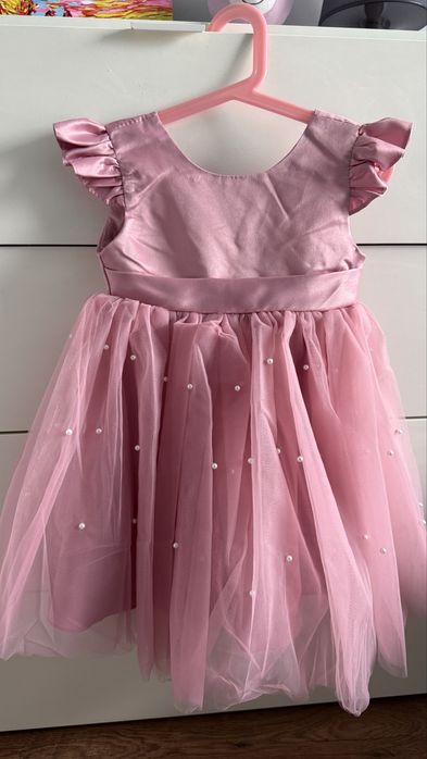 Sukienka dla dziewczynki rozmiar 100 (3–4 lata)