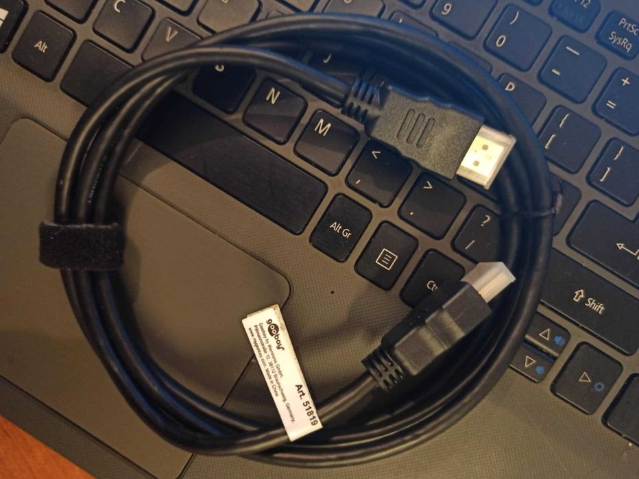 Kabel HDMI nieużywany TANIO