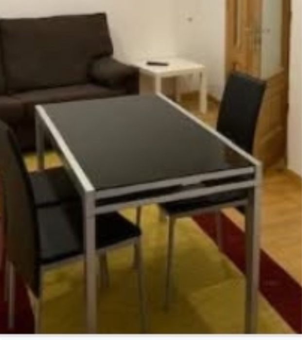 Mesa de jantar estensivel