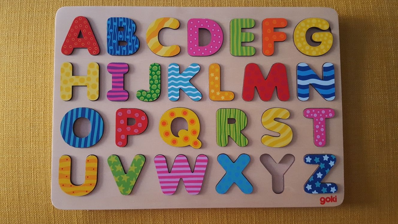 Drewniana zabawka edukacyjna Tabliczki z literkami i cyferkami