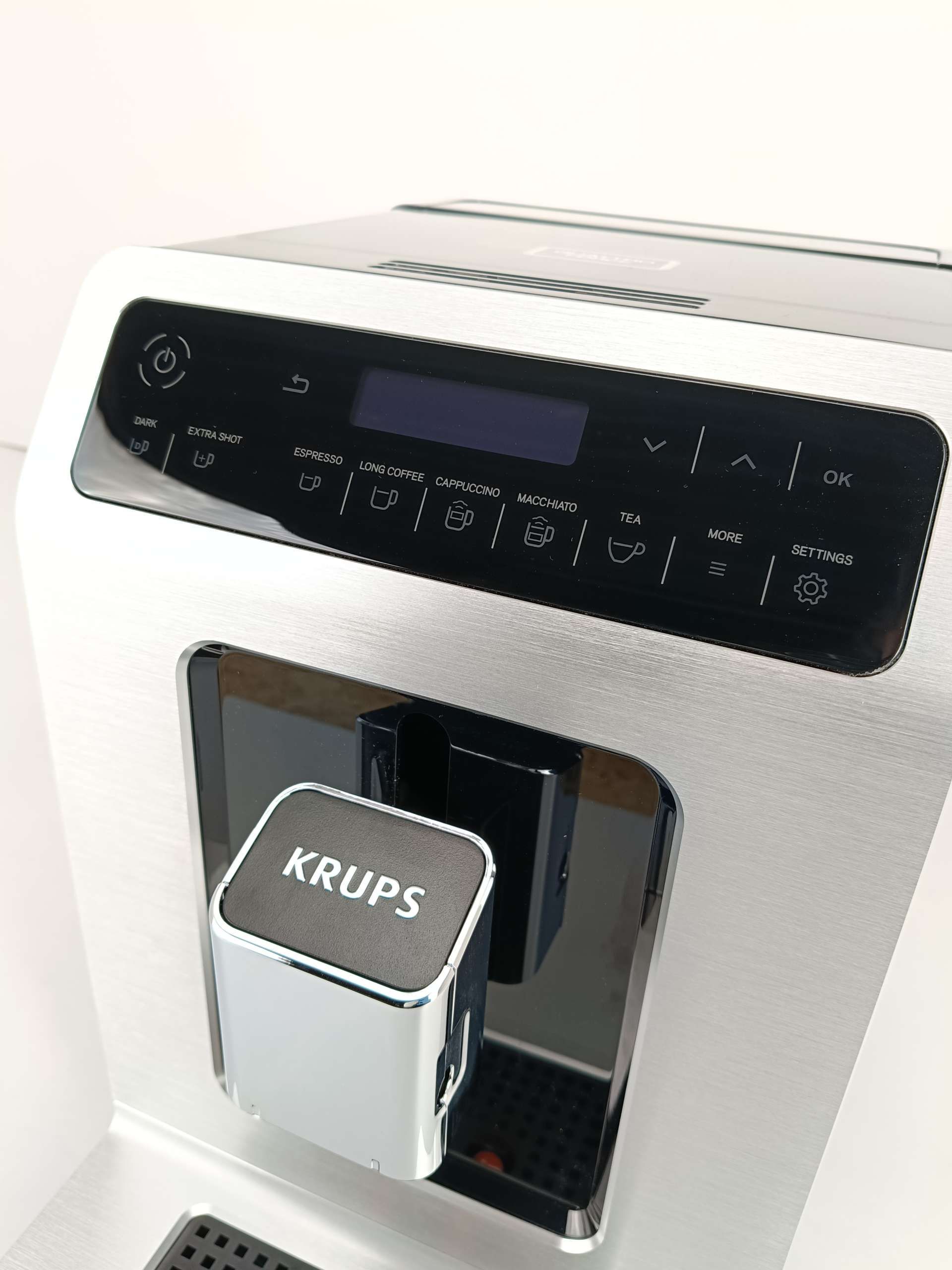 Krups EA891D10 Automatyczny Ekspres do Kawy, Stal Nierdzewna, 1450 W