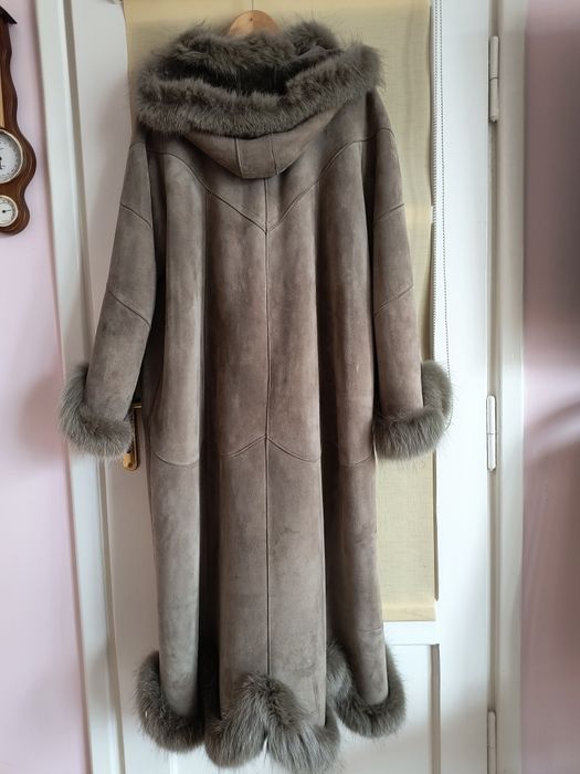 Płaszcz z naturalnej skóry owczej