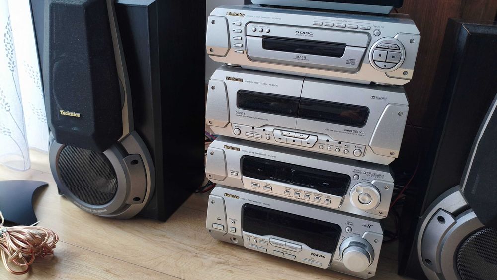 Wieża Technics SH760