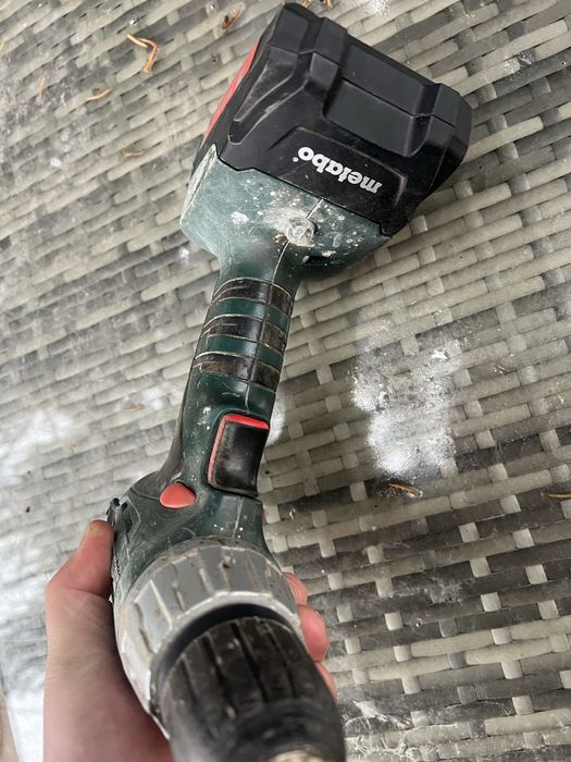 Акумуляторний шуруповерт Metabo BS 18 Li