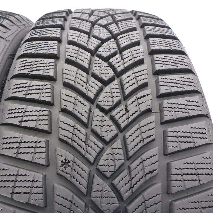 Opony 215/45/20  Goodyear 215/45R20 95T UlreaGrip Zimowe 2023 8.8mm
