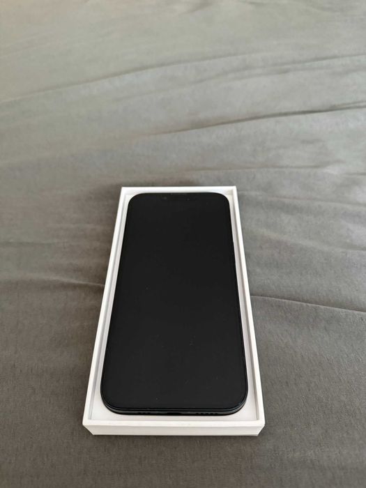 iPhone 13 128gb +2 etui gratis