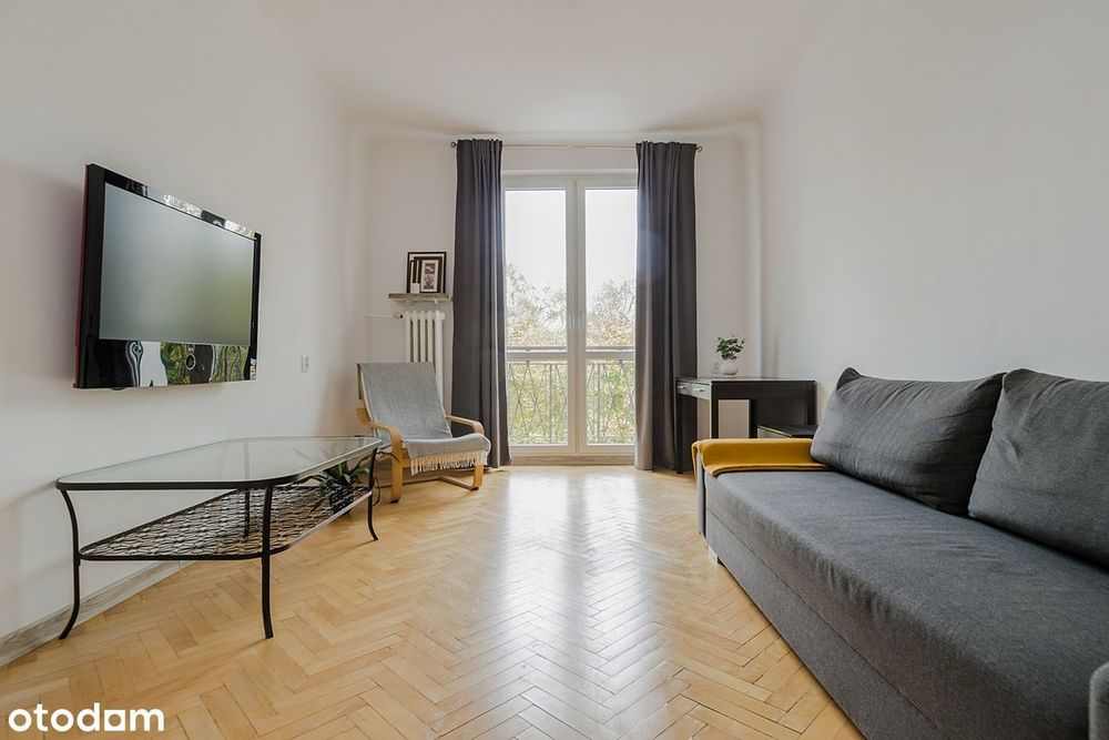 Oddzielna kuchnia /świetna lokalizacja /pełna własność /pod inwestycje