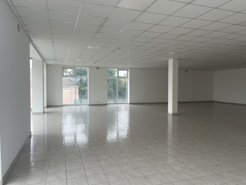 Оренда приміщення м. Летичів на автостанції, від власника.